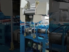 Attrezzatura d'alimentazione automatica