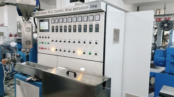 Macchina di produzione di cavi di rete 50+35 PLC Control Wire Extrusion Line