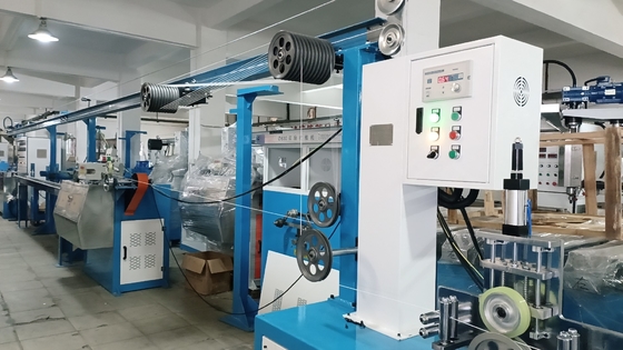 Macchina di produzione di cavi di rete 50+35 PLC Control Wire Extrusion Line