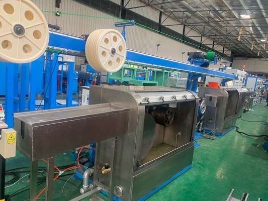 linea di produzione sciolta dell'estrusione di tubi del micro di 1.1-1.5mm per il cavo saltato della micro aria